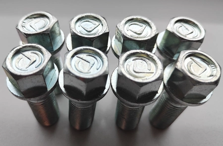 Śruby M14x1.5 KOENIG stożek 28mm Klucz 17 komplet 20sz