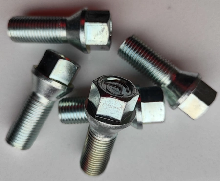 Śruby M14x1.5 KOENIG stożek 28mm Klucz 17 komplet 20sz