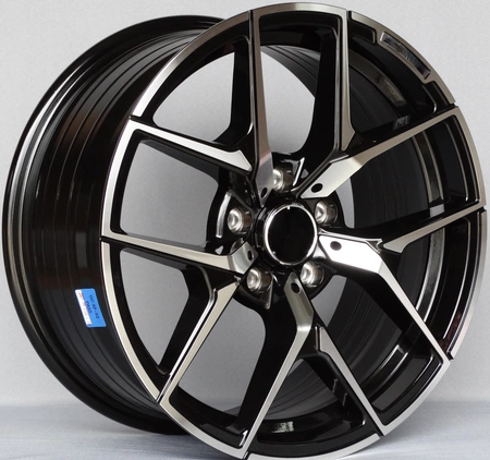 4x nowe kute felgi 18" 5x112 Mercedes CLA GLA V Class Vito Viano