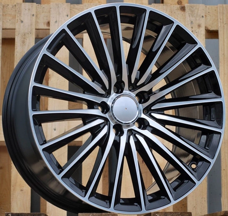 4x kute felgi 18" 5x112 Mercedes GLA GLC GLB C E SL SLK CLK CLA